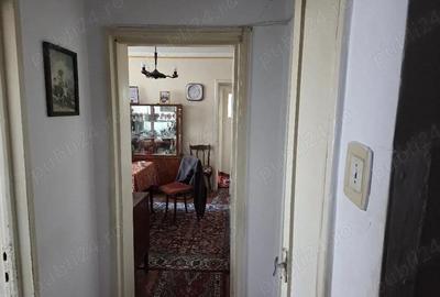 Apartament cu 2 camere semidecomandat în Central - 1