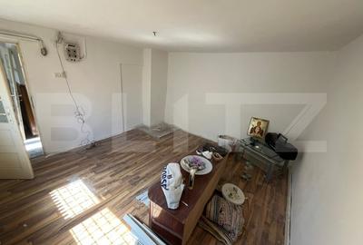 Casa de vanzare, cu 2 camere, 67 mp utili, teren 2.219 mp - Fieni - 2
