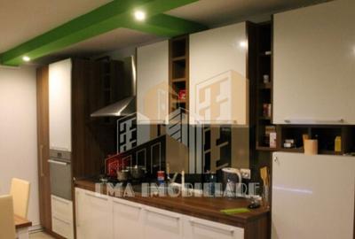 Apartament cu 3 camere decomandat în Noua - 1