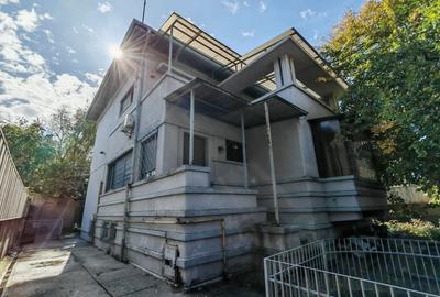 Vilă interbelică â Casin / Domenii â ideală clinica/ resedinta/ sediu / ambasada - 2