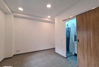 Casă cu Canalizare în Centrul Civic - 1