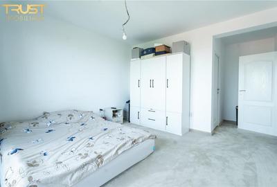 Casă cu 5 camere cu Teren 378 Mp în Dezmir - 4