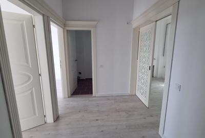 4CD Zimbru - Pasarela Octav Bancila , bloc nou intabulat , CREDIT - 2