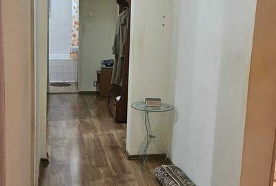 Apartament cu 3 camere decomandat în Central - 1