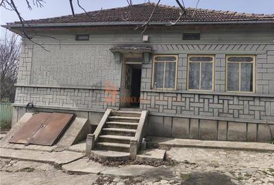 Casă individuală cu 4 camere cu Teren 2203 Mp în Tisău - 2