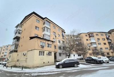 Vanzare apartament 2 camere, situat in Targu Jiu, strada Slt. Corneliu Bordei - 3