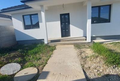 Casă cu 4 camere cu Teren 500 Mp în Central - 5