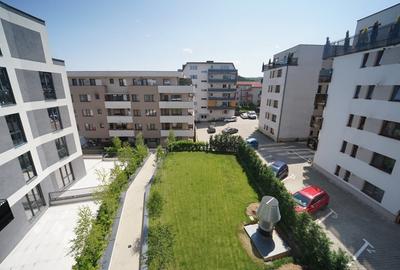 Vanzare Apartament 3 camere | Inaltime 2.8 m | Garaj |  In Zona Vivo_Str Razoare