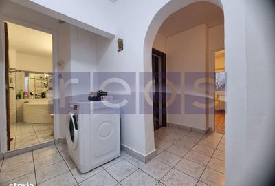 Apartament cu 3 camere în Nerva Traian