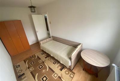 Apartament cu 3 camere decomandat în Dâmbu Pietros - 4