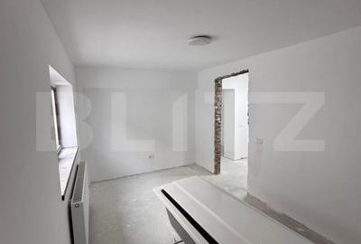Apartament 2 camere 47 mpu+32 mp curte in ansamblu rezidential zona Jiului - 16