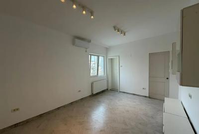 Apartament cu 3 camere decomandat în Aviatorilor - 5