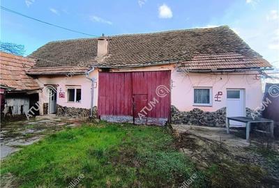 Casa cu 4 camere si 1650 mp teren la doar 30 km distanta de Sibiu - 32