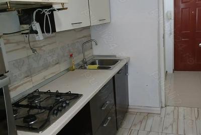 Inchiriez apartament 3 camere, etaj 3, zona Miramar - 4