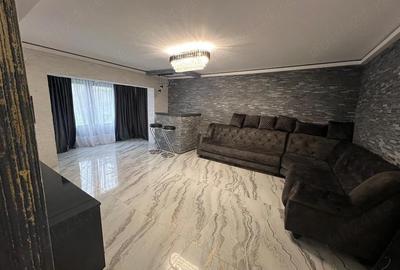 Apartament cu 3 camere decomandat în Central - 3