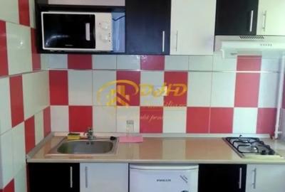 Garsonieră decomandată în Târgu Cucu - 2