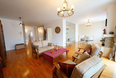 Apartament cu 3 camere decomandat, mobilat în Central - 23