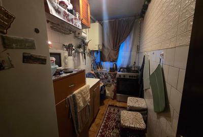 Apartament cu 3 camere semidecomandat în Alexandru cel Bun - 6