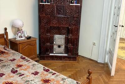 Casă cu 6 camere cu Teren 500 Mp în Central - 4