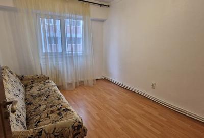 Apartament cu 3 camere decomandat în Inel II - 6