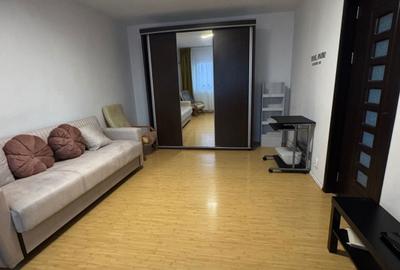 Apartament cu 2 camere decomandat în Militari