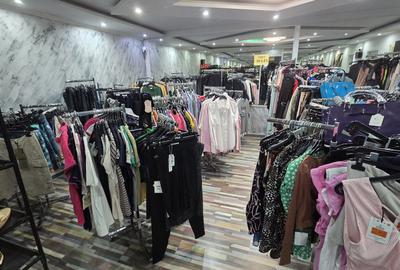 Spațiu comercial, de 70 mp, în Central - 5