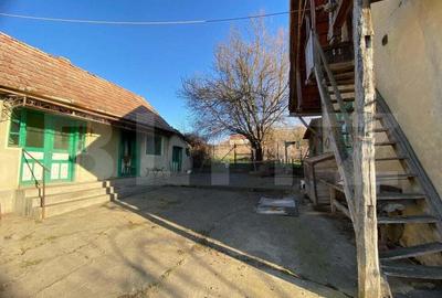 Casa veche cu 4 camere, teren 1800 mp, Henig - 4
