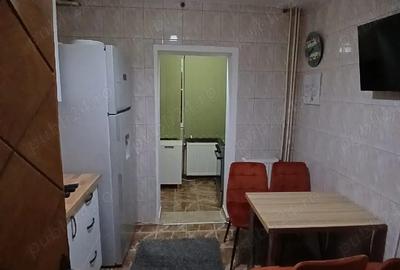 Apartament cu 2 camere decomandat în Trivale - 5