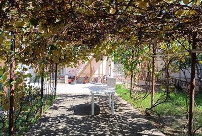 Casă cu 5 camere în Poiana - 11