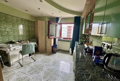 Apartament 4 camere spatios central zona linistita - 10