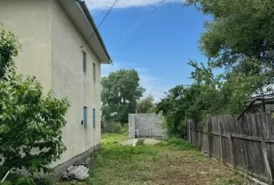 Casa cu etaj de vanzare sat Beresti, com. Sascut, jud. Bacau - 8