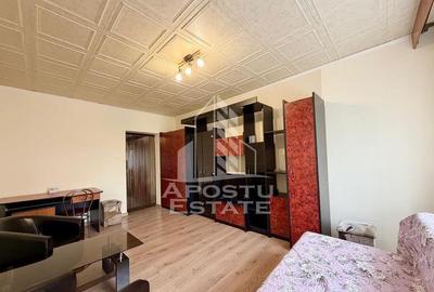 Apartament 3 camere, centrala proprie, Decomandat, Olimpi... Apartament 3 camere, centrala proprie, Decomandat, Olimpi... - 2