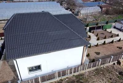 Casă cu 4 camere cu Teren 191 Mp în Vărăști - 2