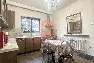 Casă cu Canalizare în Poiana - 17