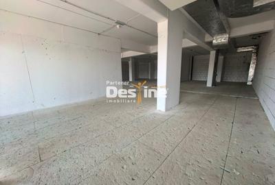 Spațiu comercial, de 217 mp, în Baza 3 - 10