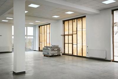Spațiu comercial, de 480 mp, în Central - 3