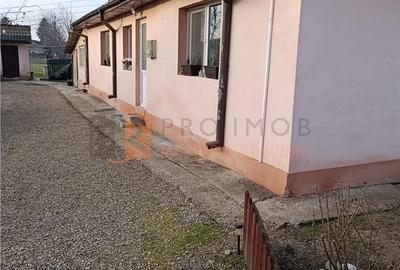 Casă cu 2 camere cu Teren 869 Mp în Vadu Pașii - 4