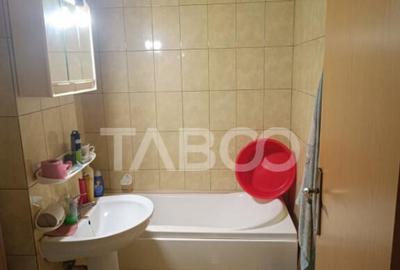 Garsonieră decomandată, mobilată în Mârșa - 9