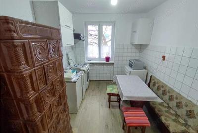 Apartament cu 3 camere decomandat în Vest - 8