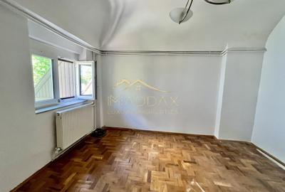 Casă individuală cu 6 camere cu Canalizare în Capitale - 21