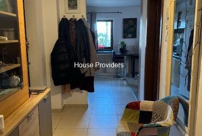 Apartament cu 3 camere decomandat, mobilat în Splaiul Unirii
