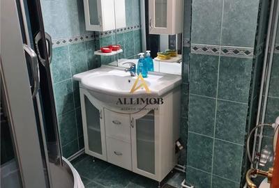 Apartament cu 2 camere în Micro 6 - 1