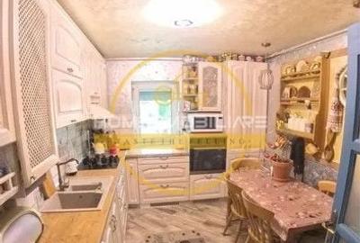Apartament cu 4 camere decomandat, mobilat în Dacia - 5