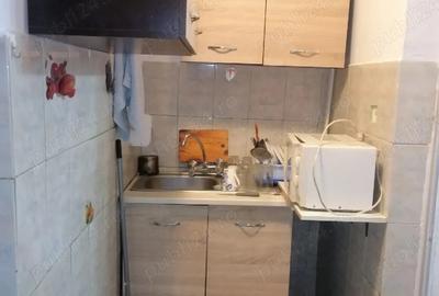 Garsonieră nedecomandată în Central - 4