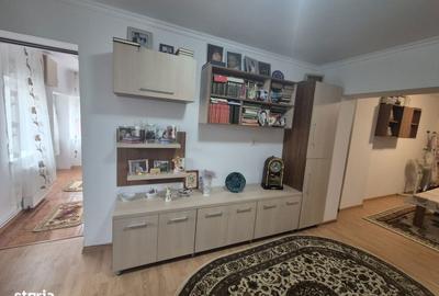 Casă cu 4 camere cu Canalizare în Central - 5