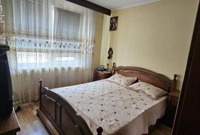 Apartament 3 camere- Decomandat- Bd Chisinau + Boxa Apartament 3 camere- Decomandat- Bd Chisinau + Boxa - 6