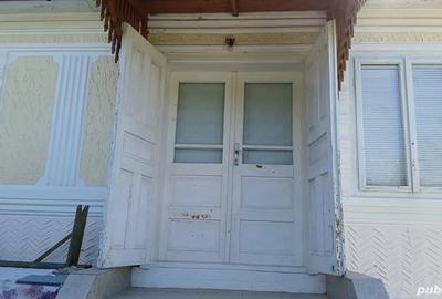 Casă cu 4 camere în Central - 1