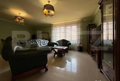 Casă cu 10 camere cu Teren 908 Mp în Central - 3