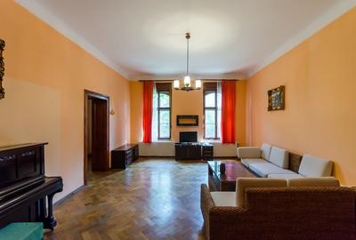 Apartament la casa, 130 mp, parcare, Constantin Noica-centru - 2