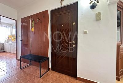 Apartament cu 3 camere decomandat, mobilat în Calea Dumbrăvii - 13